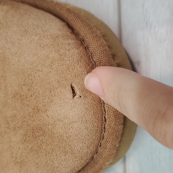 Ugg Australia Women 5803 Ankle Chestnut Sheepskin II Button Boots shoes sz 8 - Picture 6 of 16